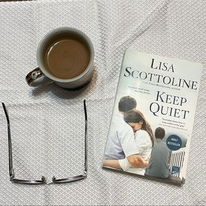 BOOK: 𝐾𝐸𝐸𝑃 𝑄𝑈𝐼𝐸𝑇 by Jodi Picoult